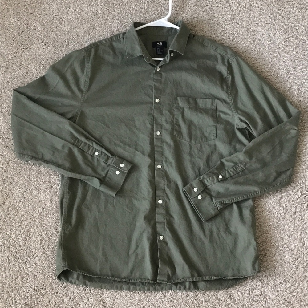 H&M Men’s Button Down Shirt